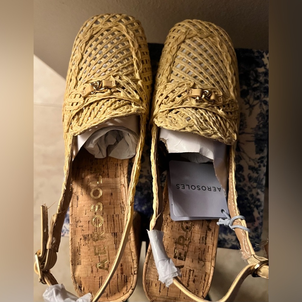 AEROSOLES Woven Beige Espadrilles - Picture 2 of 5